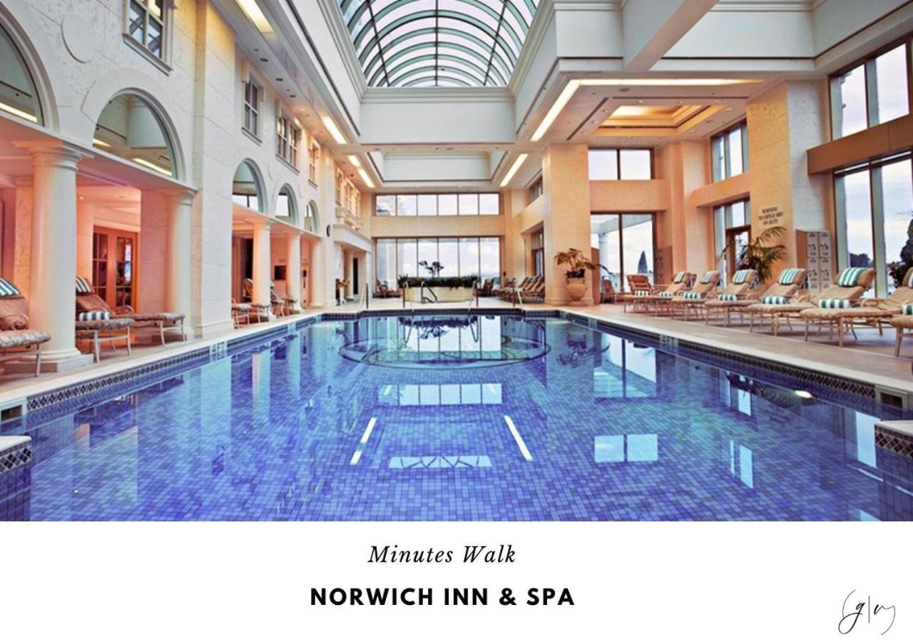 Getaway Villa- 3 Mins To Mohegan- Fully Stocked With Two Full Beds & Fireplace- Jacuzzi, Saltwater Pools, Sauna Norwich Extérieur photo